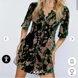 Floral Velvet Button-Front Mini Dress - Green